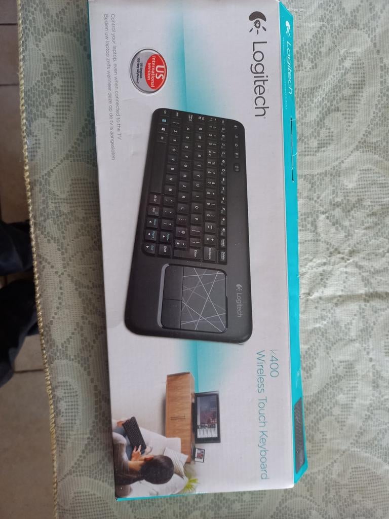 Logitech K400 Wireless Touch Keyboard, Computers en Software, Toetsenborden, Ophalen of Verzenden
