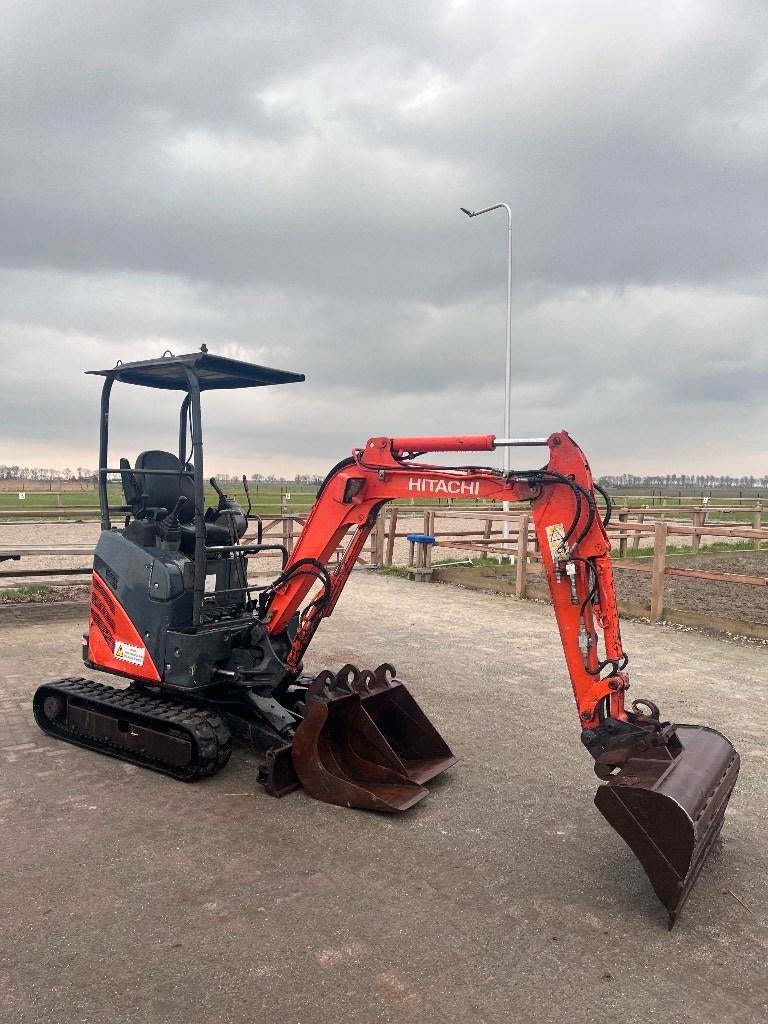 Hitachi ZX 17 U-2 (bj 2010), Graafmachine