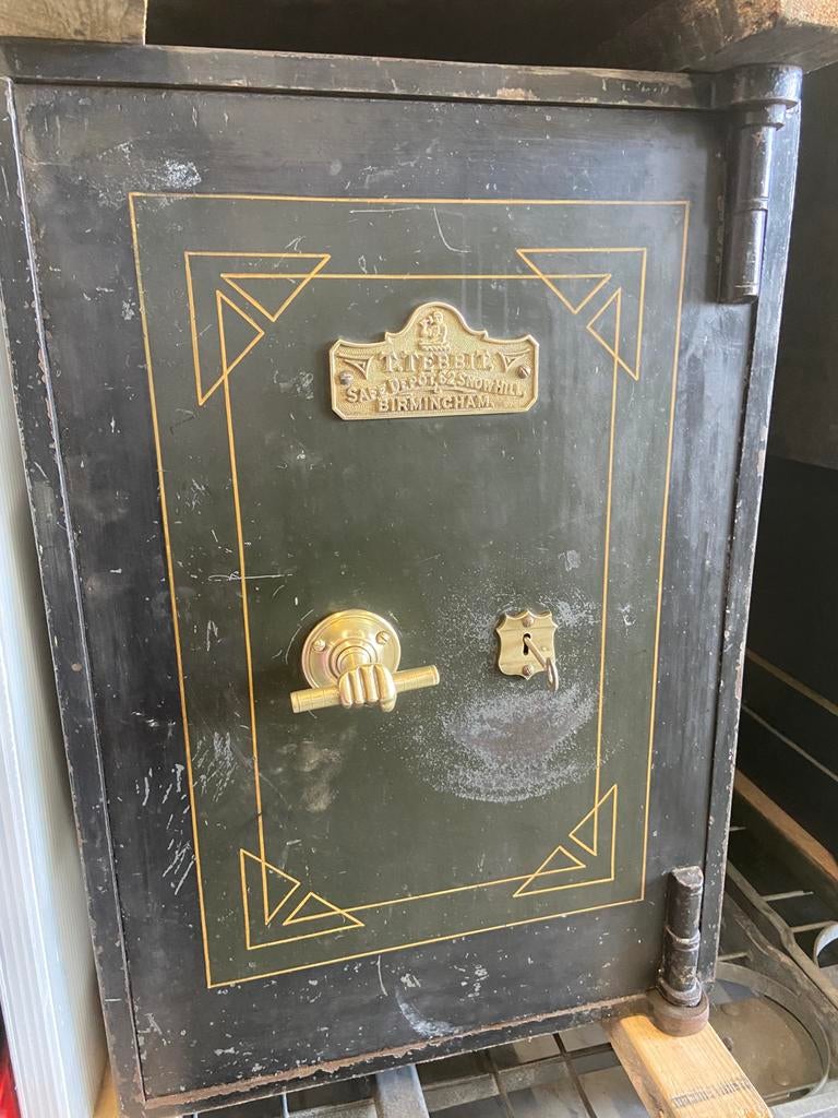 Antieke Engelse kluis uit Birmingham eind 19 eeuws, Ophalen of Verzenden, Zo goed als nieuw