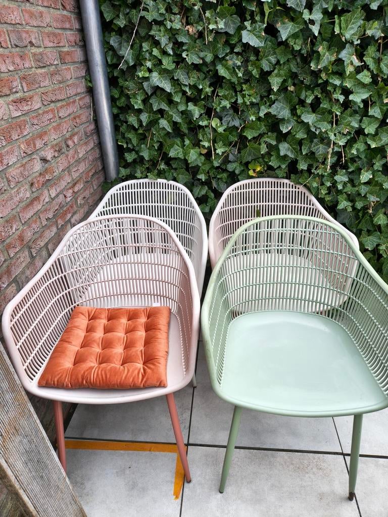 4 kunststof tuinstoelen - gebruikt, nog prima voor 2e ronde, Ophalen, Gebruikt, Kunststof