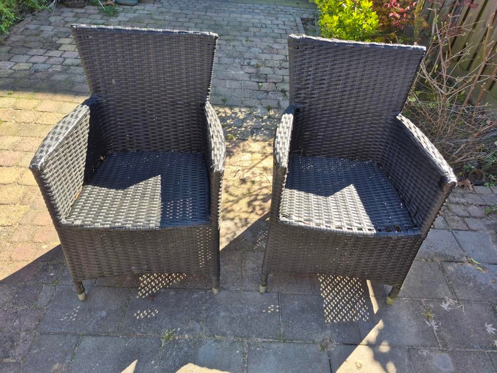 Gratis ophalen, 2 tuinstoelen, Ophalen of Verzenden, Gebruikt, Wicker