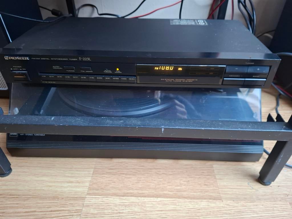 Dual platenspeler en pioneer tuner., Audio, Tv en Foto, Platenspelers, Ophalen, Pioneer