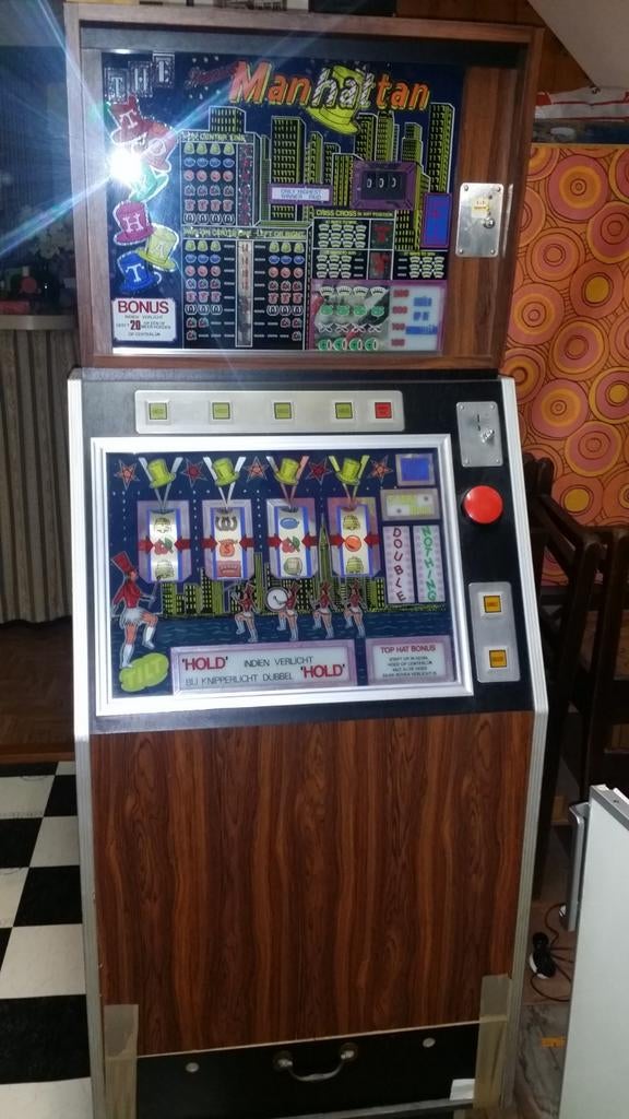 Top hat. Brenco manhattan gokkast fruitautomaat, Euro, Ophalen of Verzenden, Gebruikt