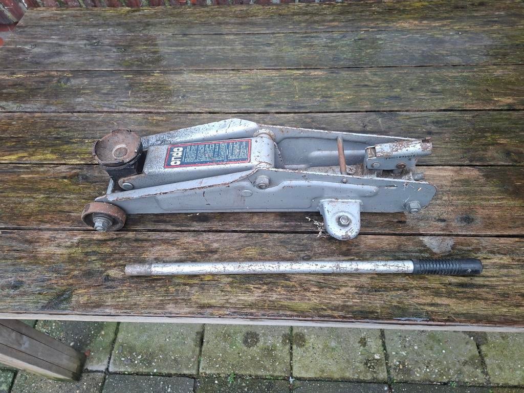 Krik voor auto, Ophalen, Hydraulisch, Garagekrik