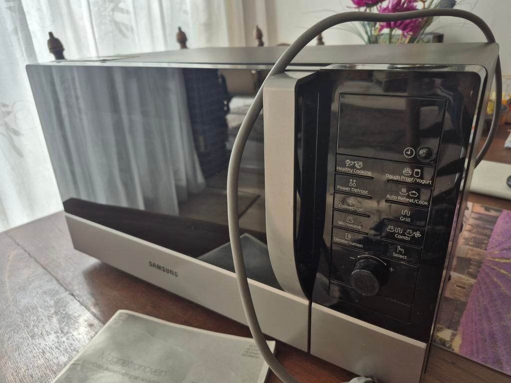 Samsung Combi Magnetron - Grill, Hete Lucht Oven, Combimagnetron, Gebruikt, Hete lucht, Ophalen of Verzenden