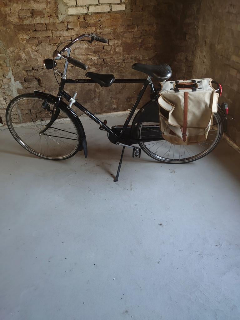 Retro fiets / weduwnaar, Fietsen en Brommers, 59 cm of meer, Ophalen of Verzenden, Batavus, Jaren '60 of nieuwer