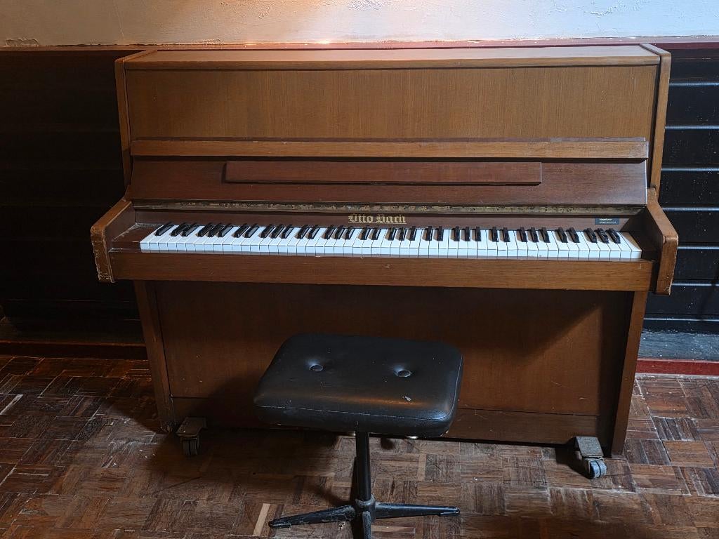 Piano, Muziek en Instrumenten, Piano's, Ophalen, Gebruikt, Bruin, Piano