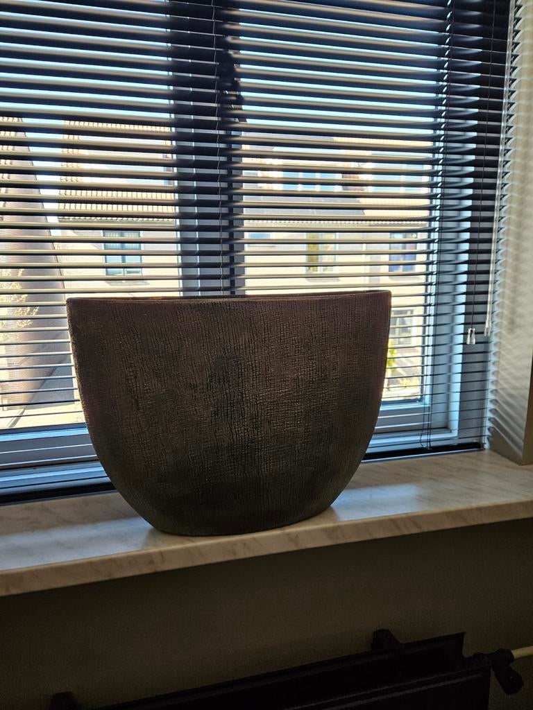 Grote brons pot steen  met textuur!, Ophalen of Verzenden, Gebruikt, Ovaal, Steen of Aardewerk