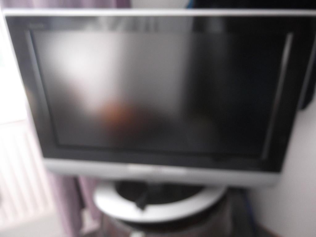 TV JVC beeld 67 cm, Ophalen, Gebruikt, 50 Hz, Overige merken