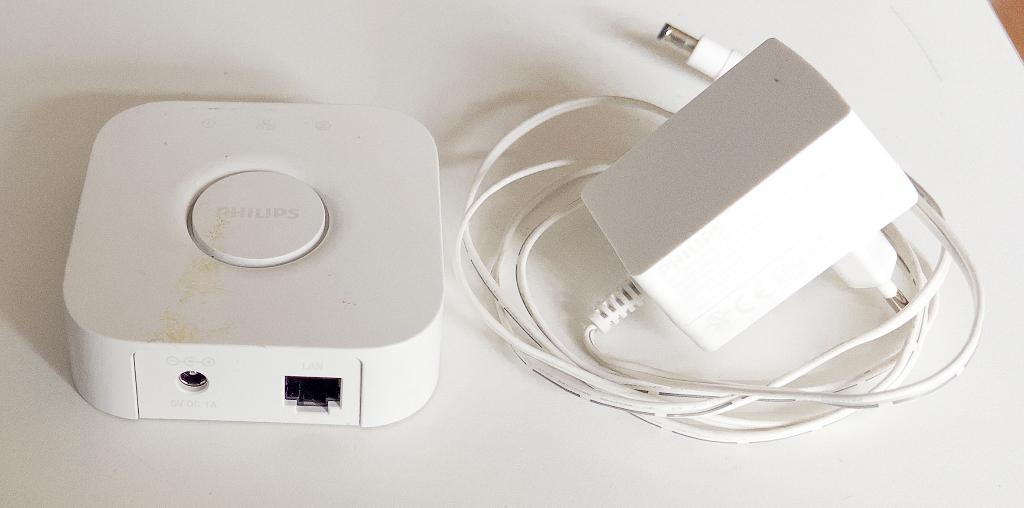 Philips Hue Bridge V 2.1. Door annuleren weer beschikbaar., Computers en Software, Ophalen, Gebruikt, Philips Hue