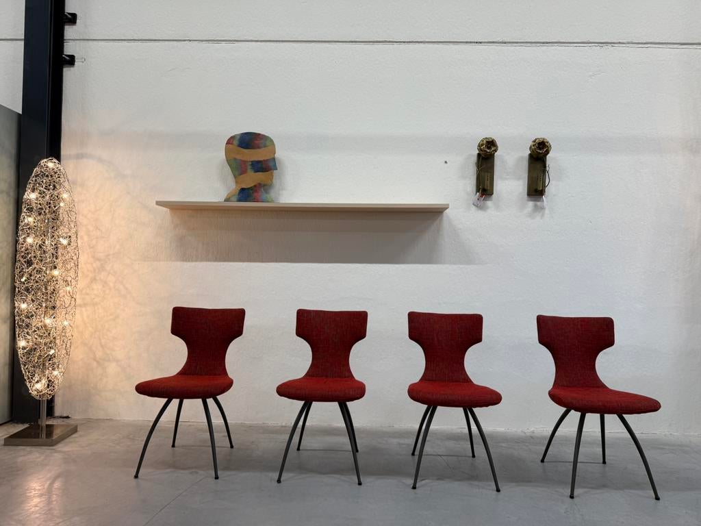 4 Showmodel Leolux Callas Eetkamerstoel rood design stoel, Nieuw, Ophalen of Verzenden, Vier, Stof