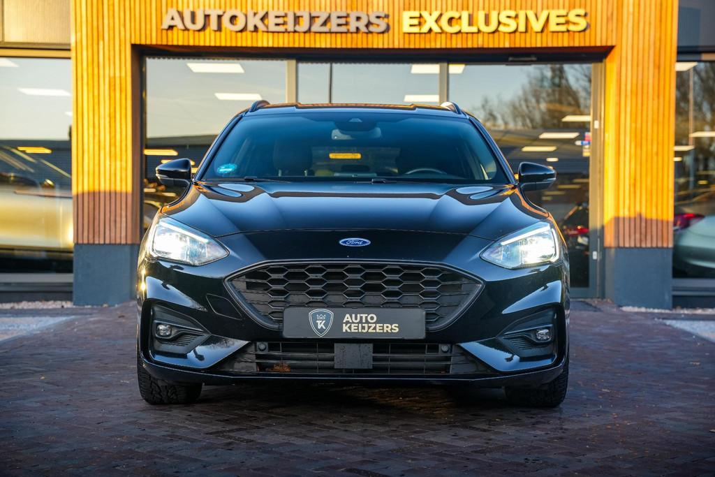 Ford Focus Wagon 1.0 EcoBoost ST Line Automaat Stoelverwarmi, Gebruikt, Euro 6, Zwart, 1331 kg