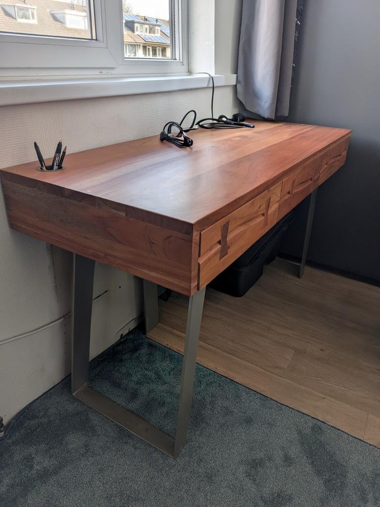 Luxury handmade wooden desk, Ophalen