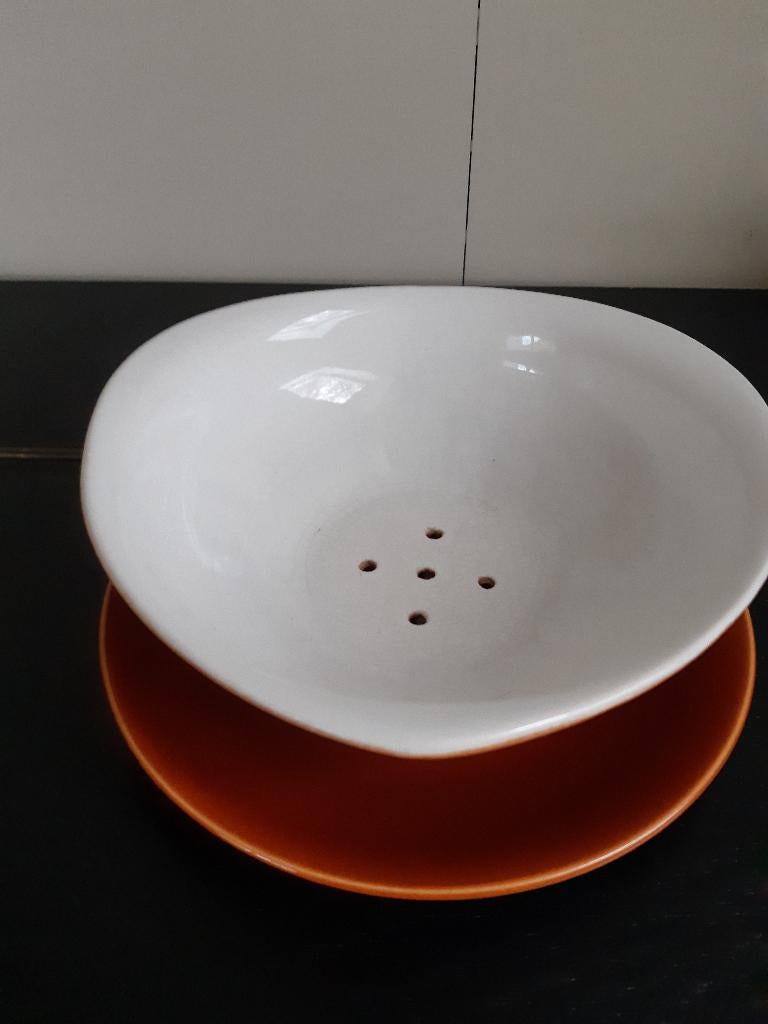 Vintage fruittest met onderbord, Kon. Plazuid Gouda, Ophalen of Verzenden