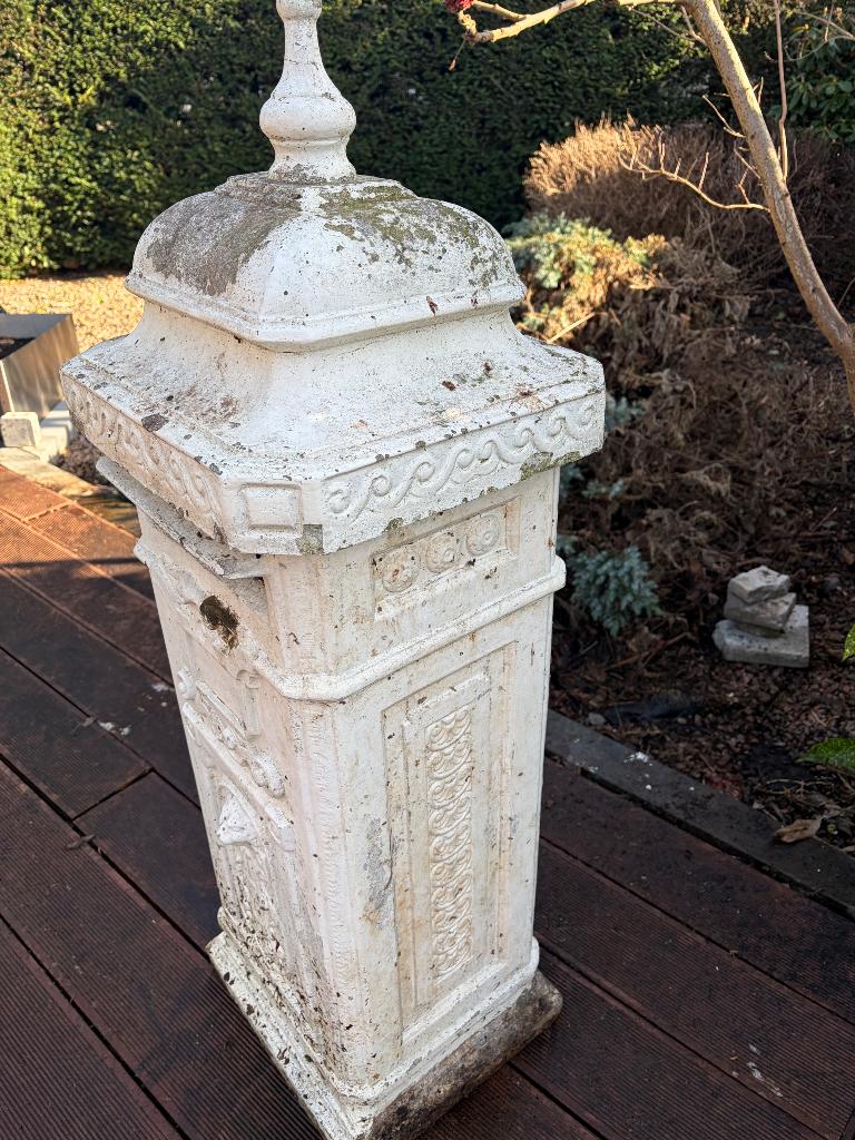 Vintage Kolom brievenbus/tuin ornament, Tuin en Terras, Brievenbussen, Ophalen, Gebruikt, Beton, Staande brievenbus