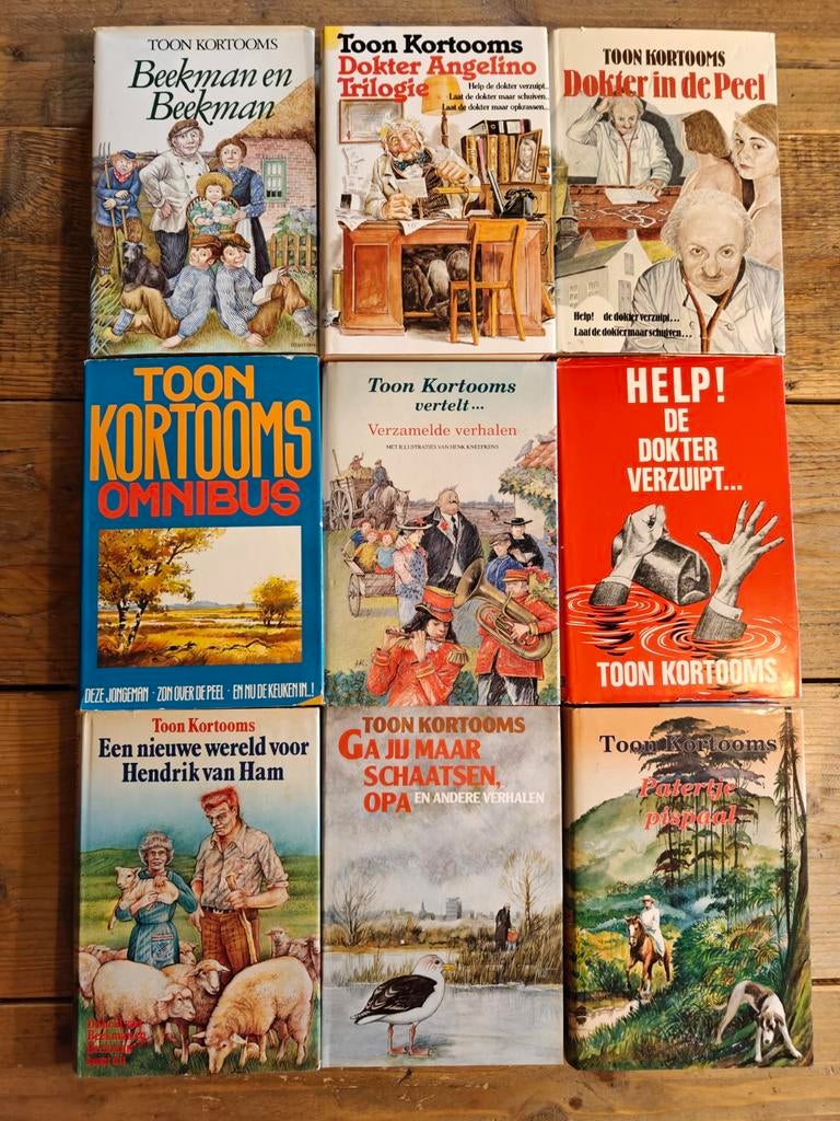 9 Boeken van Toon Kortooms., Boeken, Ophalen of Verzenden, Zo goed als nieuw