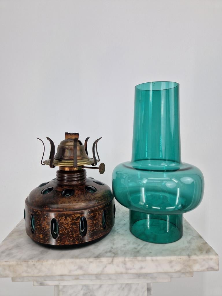 Vintage Petroleumlamp | Groen Glas | 31 cm Hoog, Antiek en Kunst, Ophalen of Verzenden