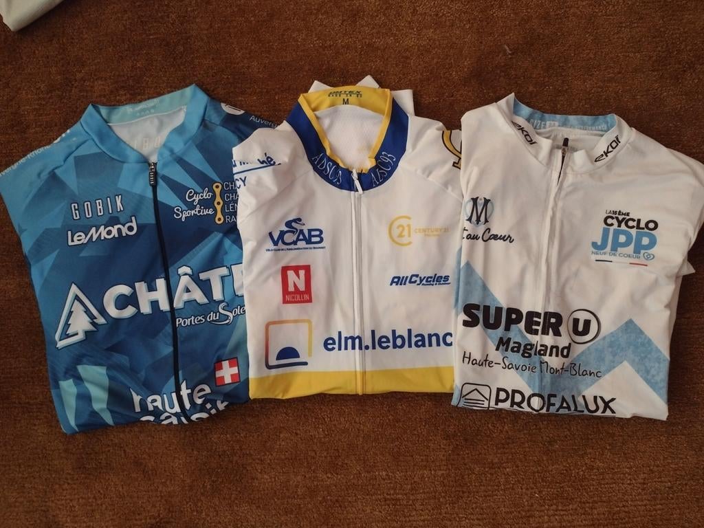 Set van 2 Franse Fietsshirts - Maat M, Fietsen en Brommers, Fietsaccessoires | Fietskleding, Zo goed als nieuw, Dames, Heren, Bovenkleding