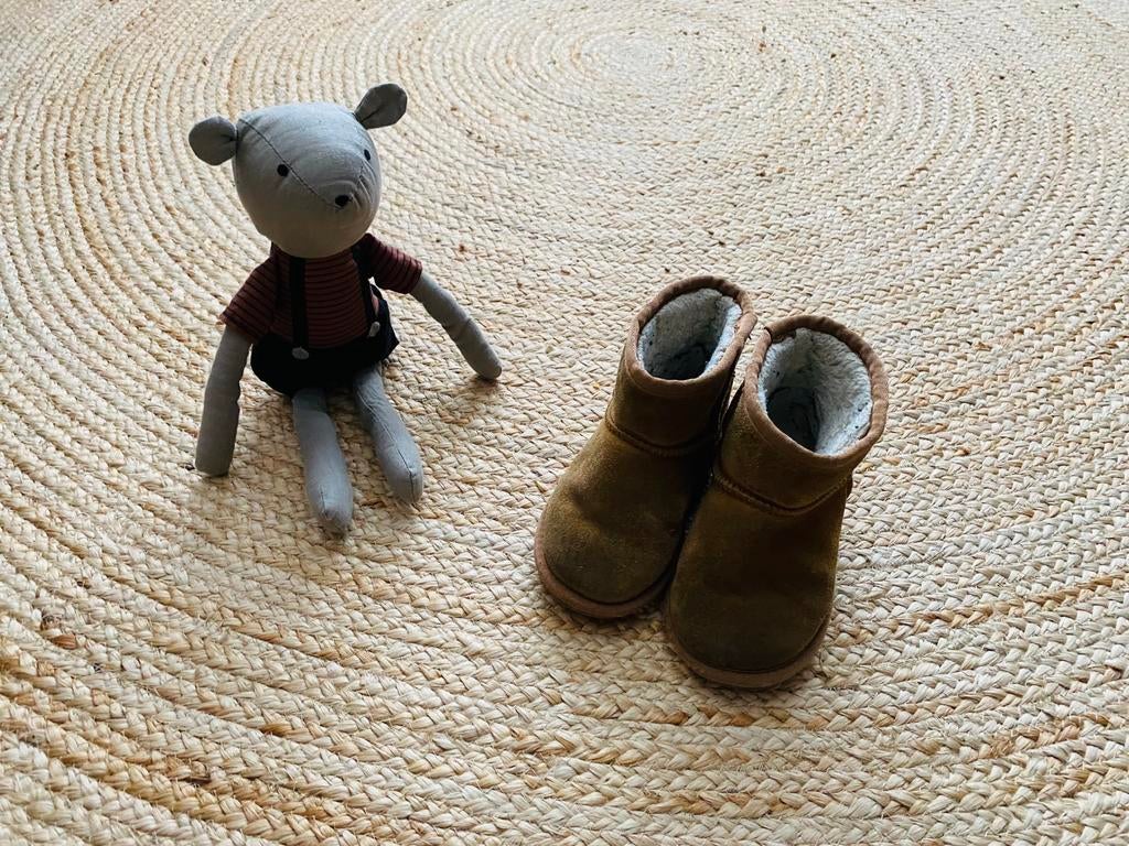 Schoenen/ laarsjes/ boots/ uggs/ enkellaarsjes, maat 27, Kinderen en Baby's, Kinderkleding | Schoenen en Sokken, Ophalen of Verzenden