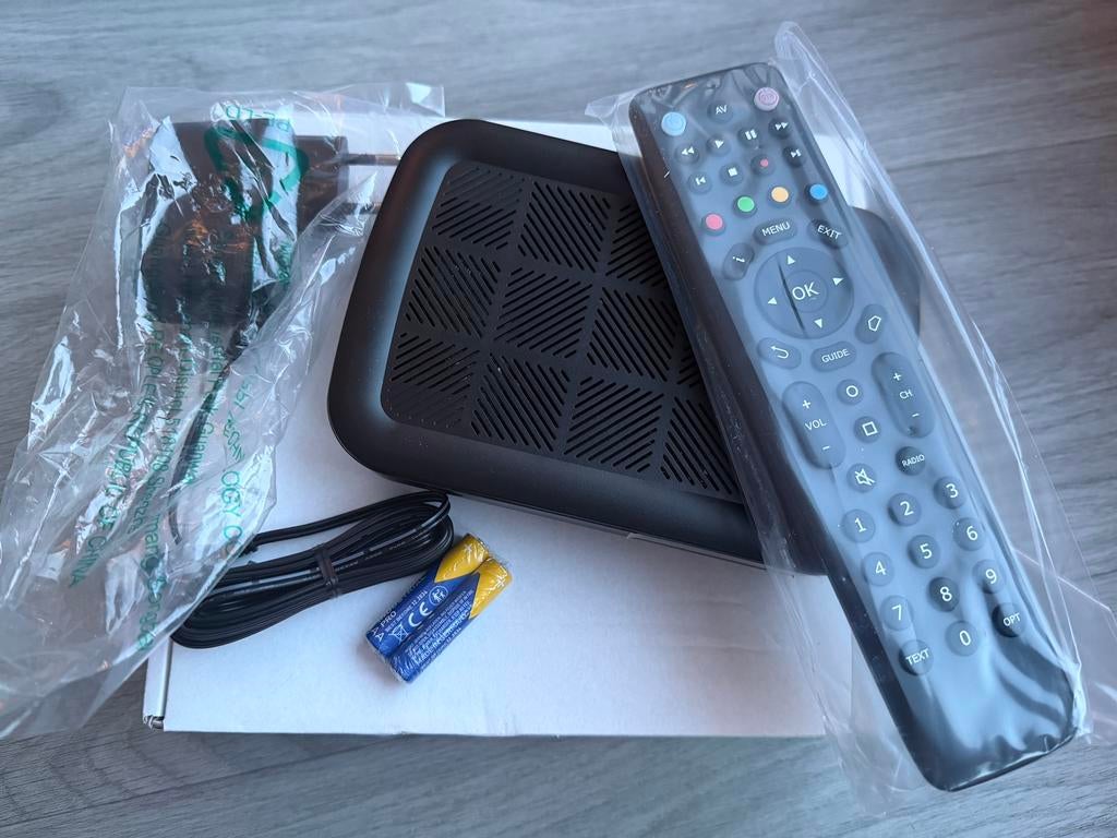 DELTA, Amino Kamai 7X, 4K UHD tv ontvanger, compleet & NIEUW, Ophalen of Verzenden, Nieuw, HDMI, 1500 GB of meer