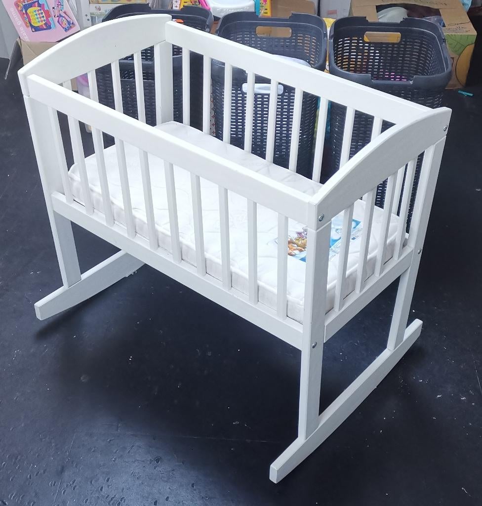 Schommelwieg wit, Ophalen, Zo goed als nieuw, Wieg