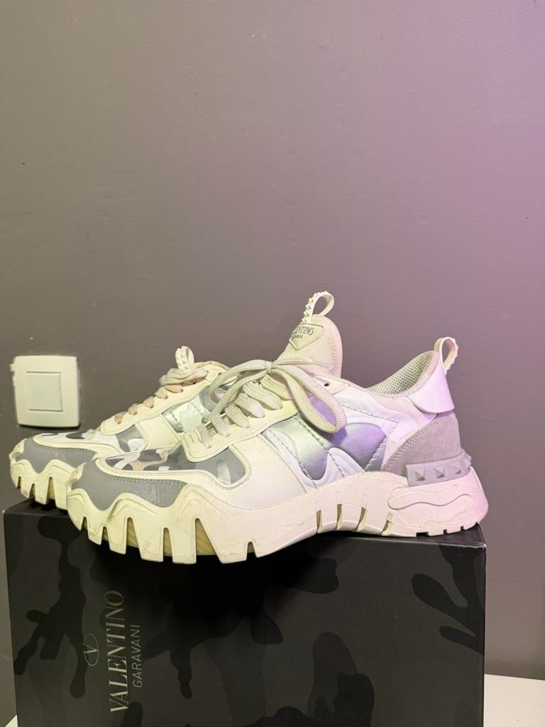 Valentino Garavani Camouflage white sneakers, Ophalen of Verzenden, Gedragen, Wit