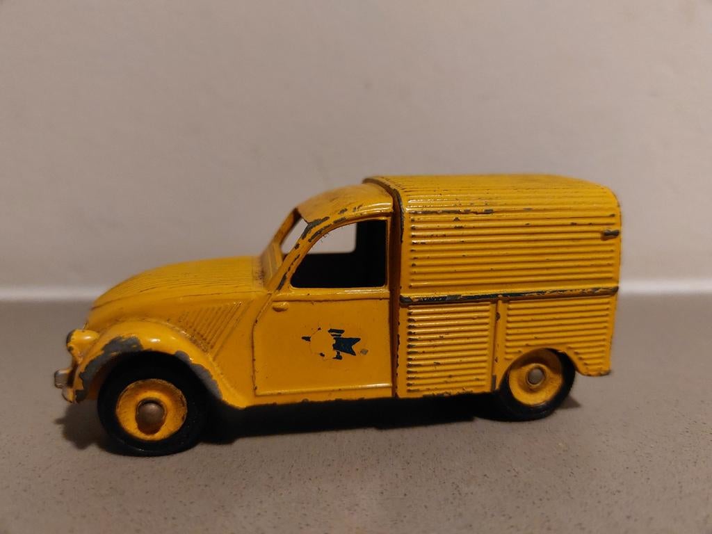 Dinky Toys 560 Citroën 2CV Bestelwagen PTT – vintage France, Ophalen of Verzenden, Gebruikt, Auto, Dinky Toys