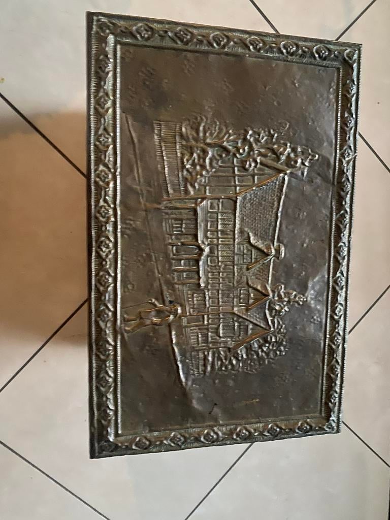 Antieke kist - met Koper bekleed., Antiek en Kunst, Antiek | Koper en Brons, Ophalen of Verzenden