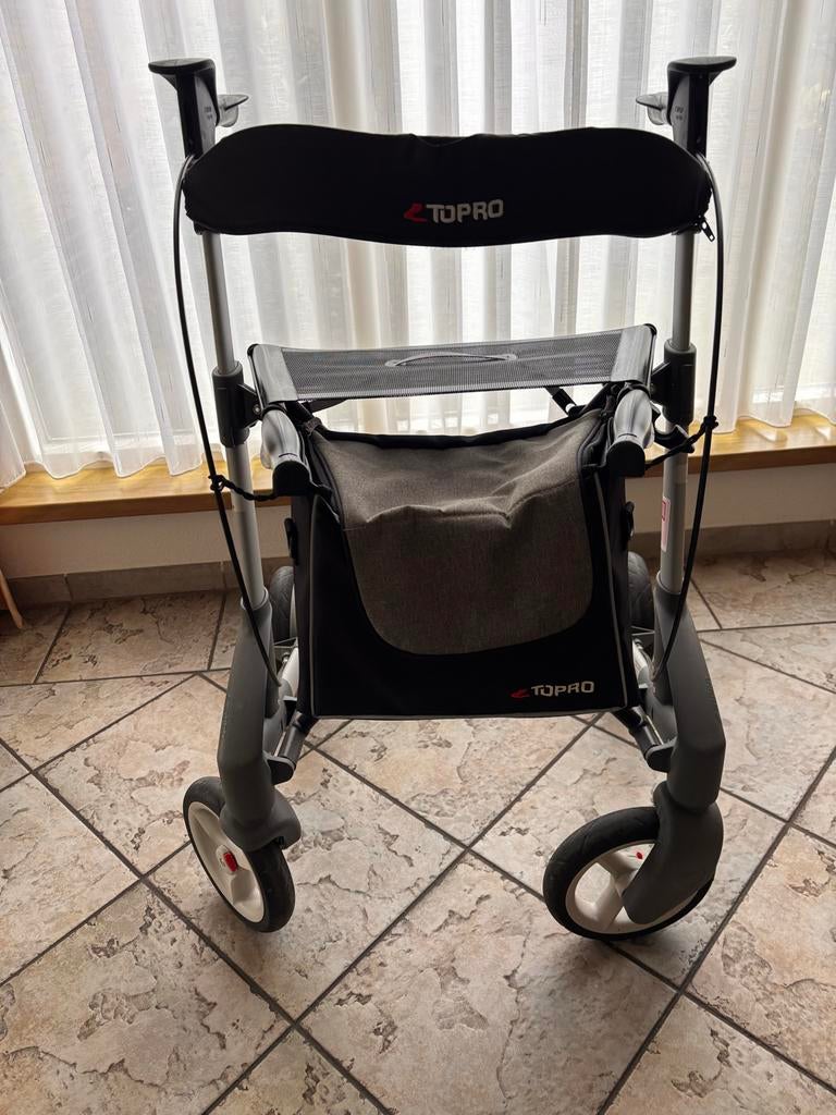 Mooie rollator, zgan!, Ophalen, Zo goed als nieuw