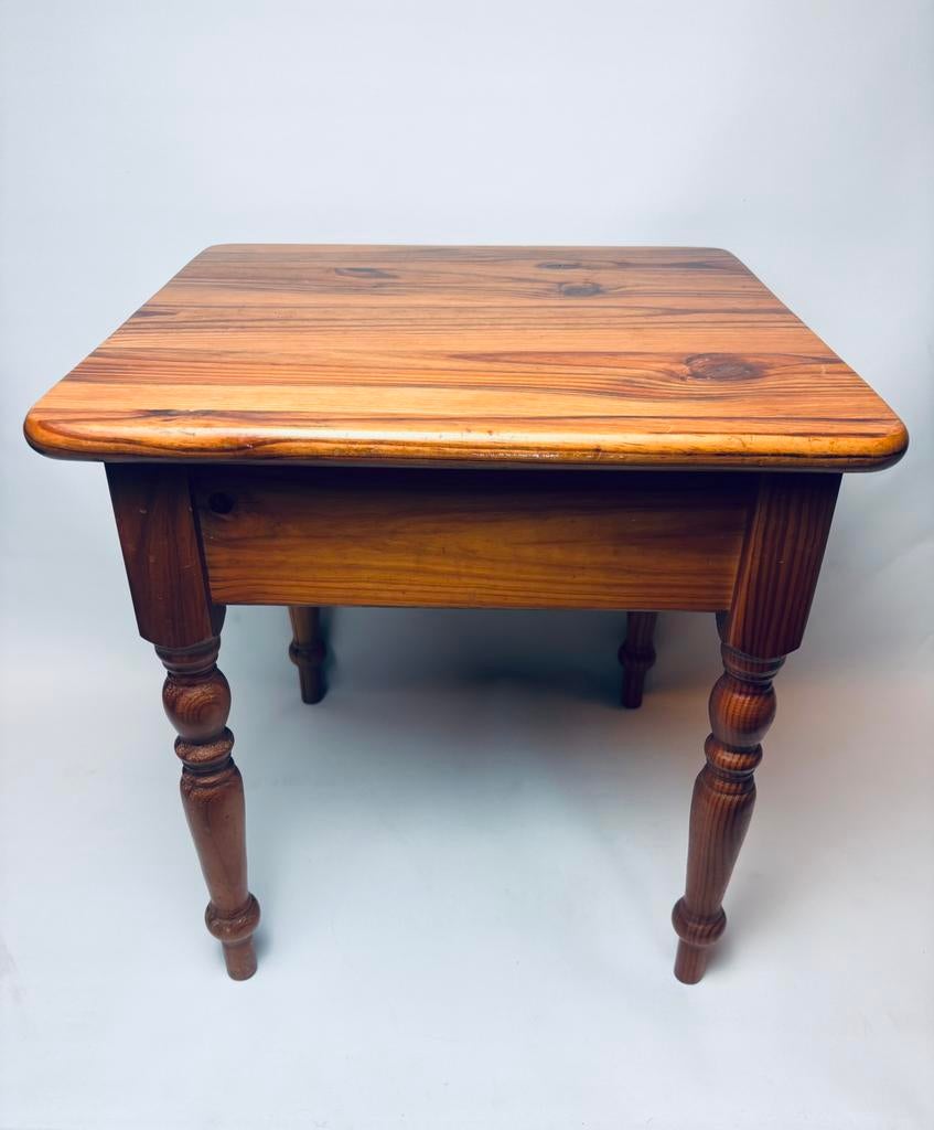 Houten bijzettafel / plantentafel massief hout – 46 cm hoog, Ophalen of Verzenden