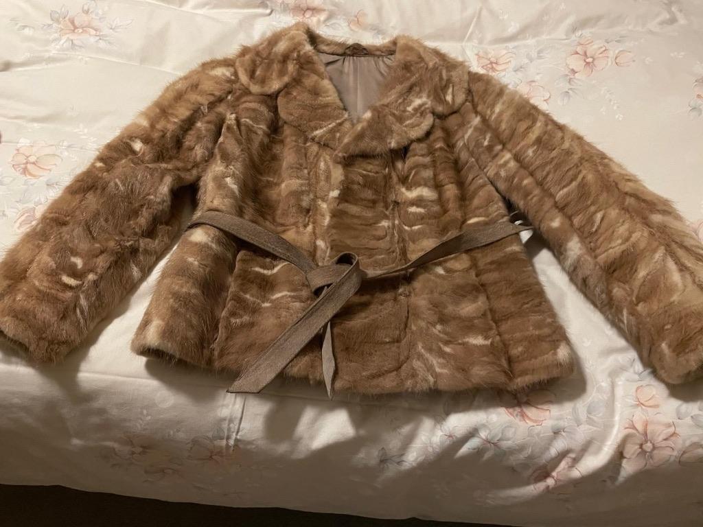 Vintage jasje nerts bont, heel warm en zacht, Maat 38/40 (M), Bruin, Ophalen of Verzenden, Onbekend