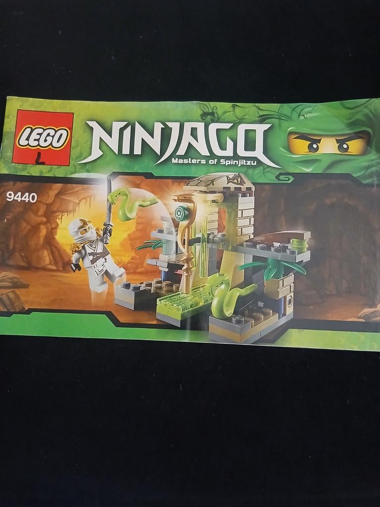 Lego Ninjago 9440 Venomari Shrine, Kinderen en Baby's, Speelgoed | Duplo en Lego, Ophalen, Zo goed als nieuw, Complete set, Lego