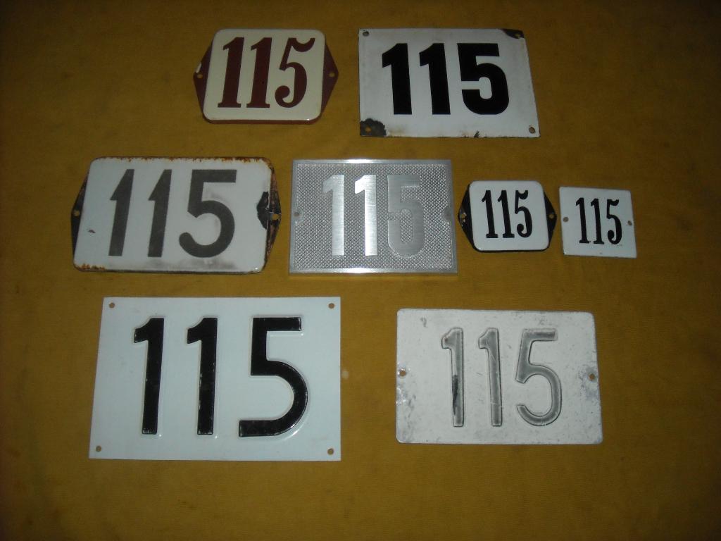 oud emaille huisnummer 115 ook 116 117 118 119 120 121 122 7, Ophalen of Verzenden