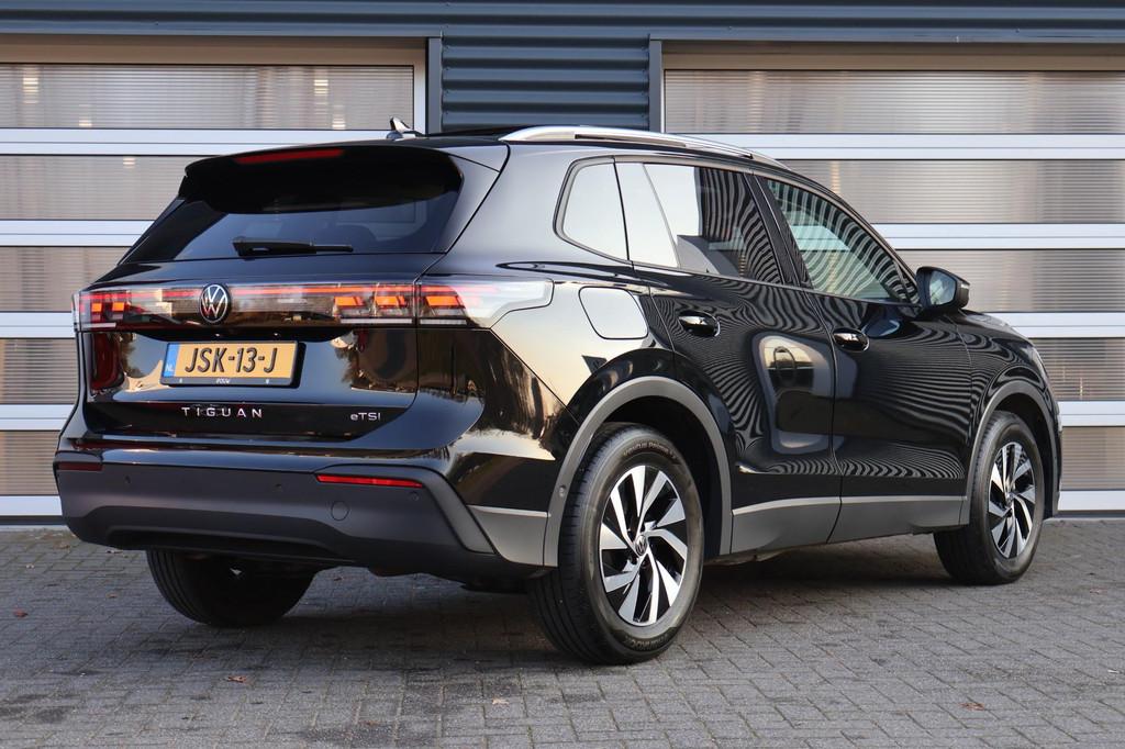 Volkswagen Tiguan 1.5 eTSI 150pk Life Edition | Panoramadak, 12 maanden, Stof, Zwart, Bedrijf
