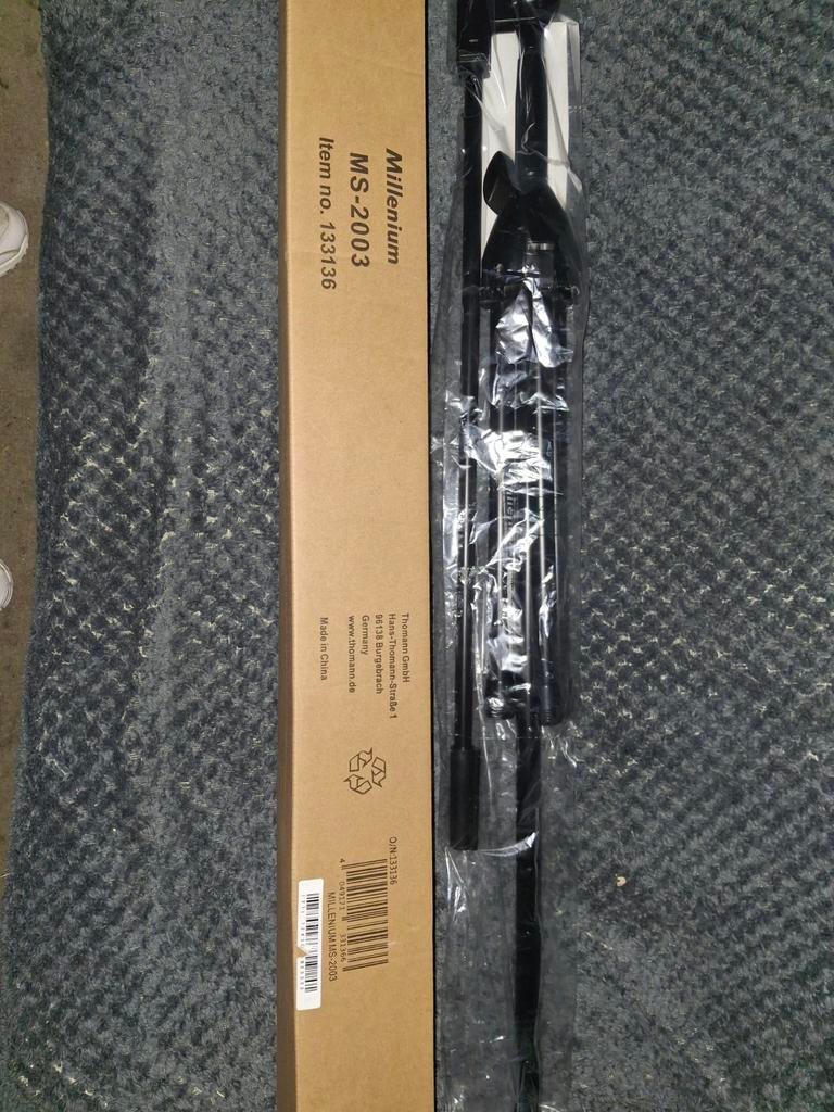 Microfoon standaard Millenium MS-2003, Muziek en Instrumenten, Ophalen of Verzenden