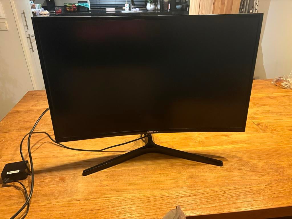 Samsung curved monitor 27inch (LC27F398FWUXEN), 3 tot 5 ms, VA, Full HD, Zo goed als nieuw
