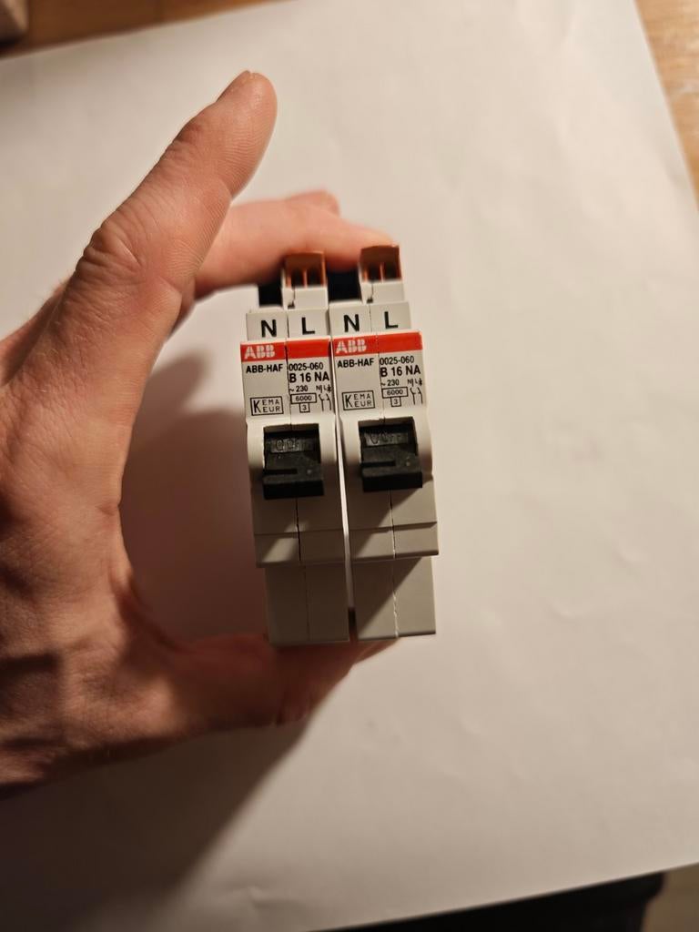 ABB-HAF installatieautomaat B16 1-fase. 2 stuks, Ophalen of Verzenden, Overige typen