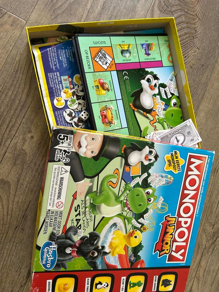 Monopoly Junior bordspel compleet, Drie of vier spelers, Ophalen, Gebruikt