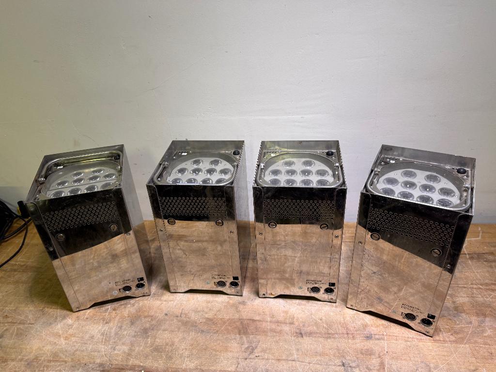 4x Showtec Eventspot 1900 RGB Accu LED Spot par, Muziek en Instrumenten, Licht en Laser, Gebruikt, Licht, Ophalen of Verzenden
