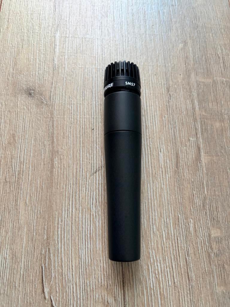Shure SM57 Microfoon - Instrument & Studio Microfoon, Ophalen of Verzenden, Zo goed als nieuw, Instrumentmicrofoon