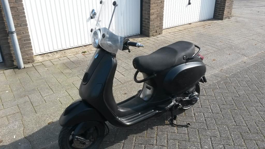 piaggio vespa lx 50 2013, Gebruikt, Zip, Ophalen of Verzenden, Benzine