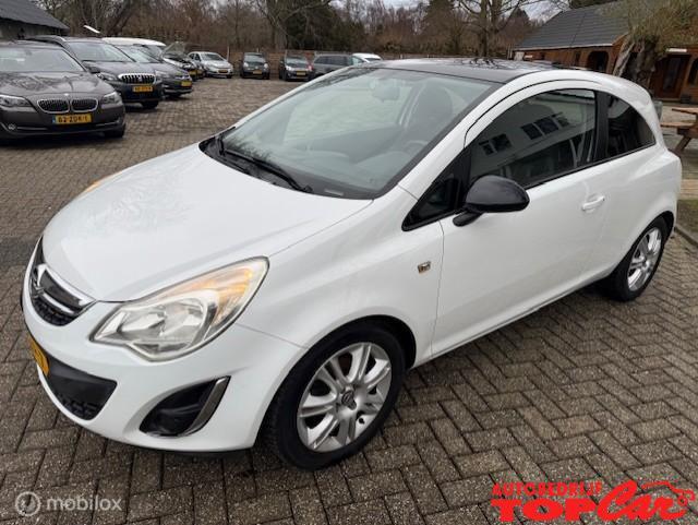 Opel Corsa 1.2-16V Color Edition 1e eigenaar, Cruise Navigat, Voorwielaandrijving, 4 cilinders, 1229 cc, Wit