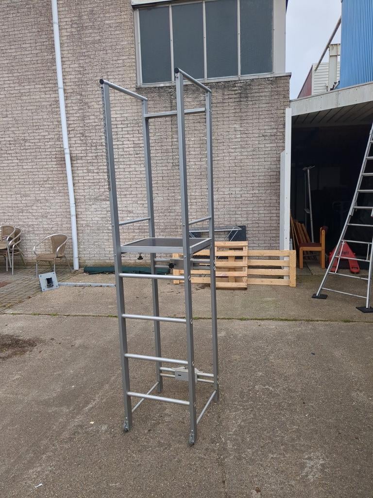 Volleybal scheidsrechter staan platvorm, Ophalen, Overige typen