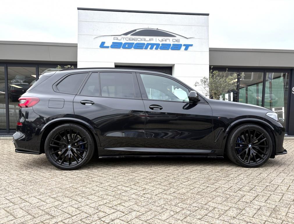 BMW X5 xDrive45e Pano| Softclose | trekhaak | Massage | Maxt, Gebruikt, Zwart, Hybride Elektrisch/Benzine, 2998 cc