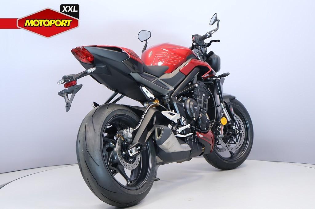 Triumph STREET TRIPLE RS (bj 2026) - foto 3