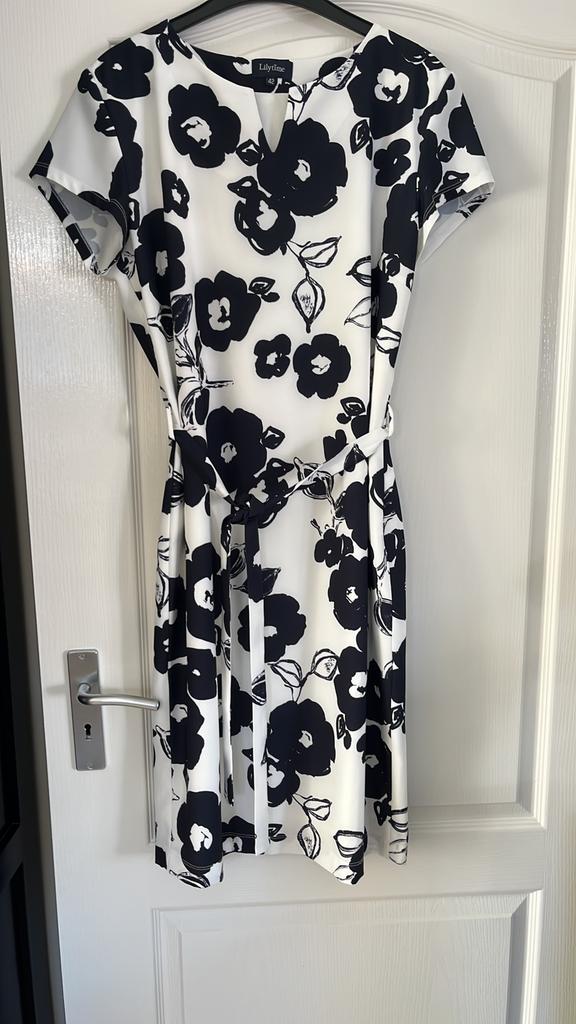 Lilytime jurk, Ophalen of Verzenden, Zo goed als nieuw, Maat 42/44 (L)