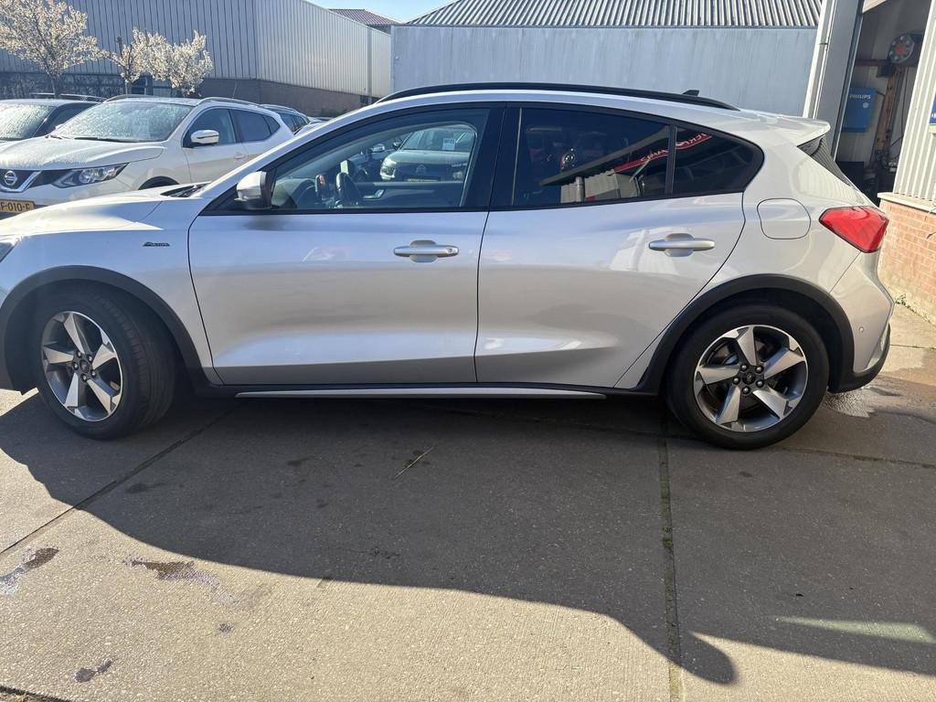 Ford Focus 1.0 EcoBoost active Nieuwe motor, Gebruikt, Euro 6, Lichtsensor, Bedrijf