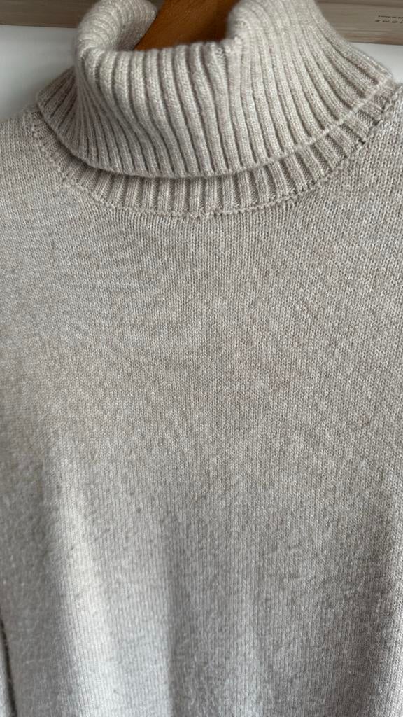 Beige coltrui met splitjes, Ophalen, Gedragen, Maat 38/40 (M), Beige