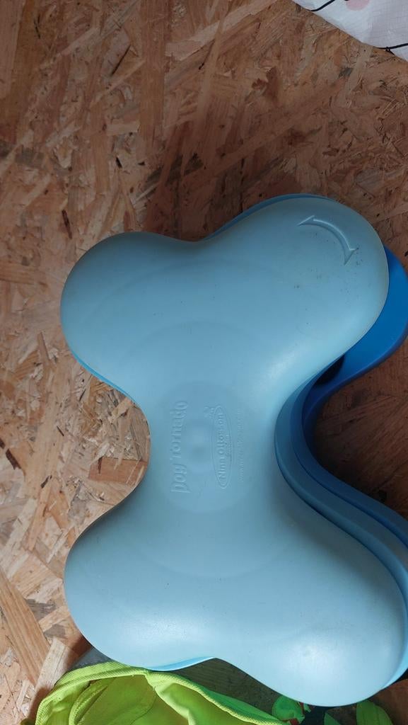 DOG Tornado/hondenpuzzel, Dieren en Toebehoren, Ophalen of Verzenden