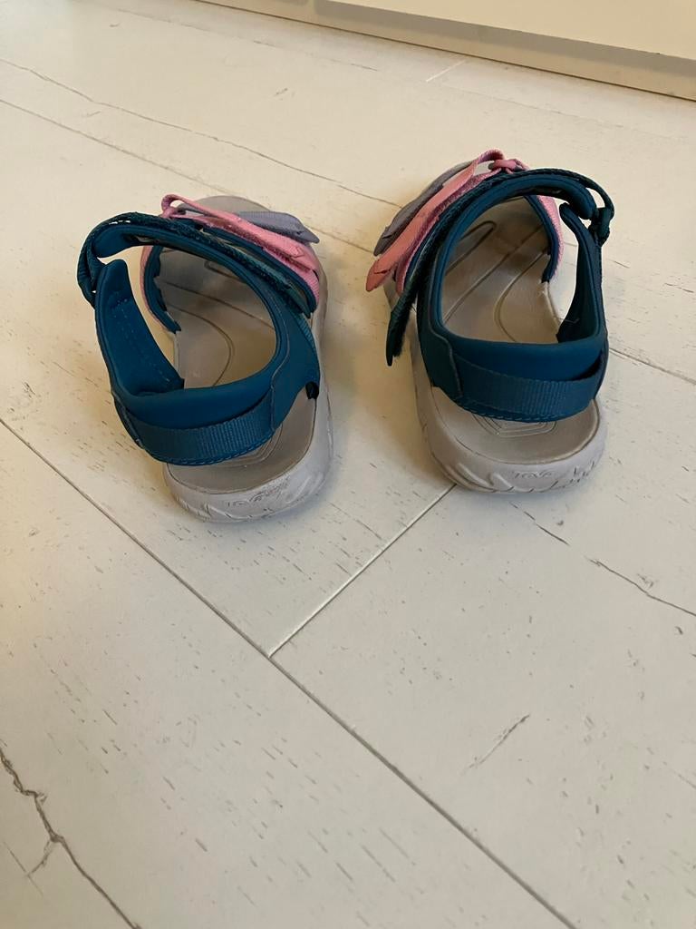 Teva Tirra sandalen roze/lila/petrol, maat 36, Kleding | Dames, Schoenen, Zo goed als nieuw, Sandalen of Muiltjes, Overige kleuren